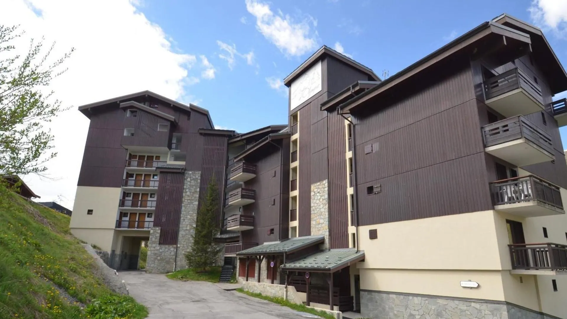 شقة Appartement Montagne 4 Pers, Terrasse, Animaux Admis - Les Menuires - Fr-1-452-46 سان-مارتن-دي-بيفيل